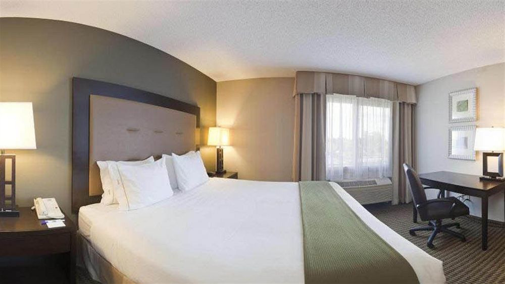 Holiday Inn Express Hotel & Suites-St. Paul, An Ihg Hotel Vadnais Heights Экстерьер фото